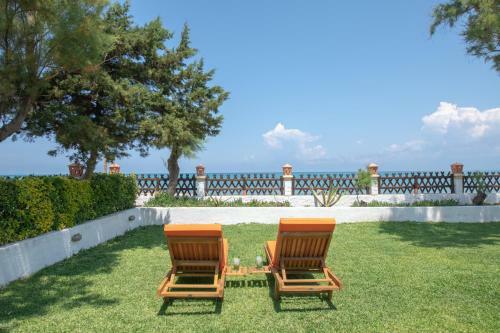 Villas Yiannitsis, Acharavi Beach