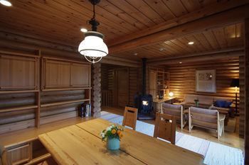 Lodge Hotel Nidom