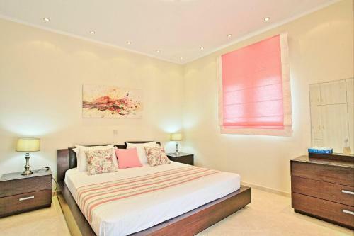 Acharavi Beach Villa