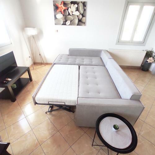 Avalon Cosy Apartments Emerald, Ivory With Shared Swimming Pool