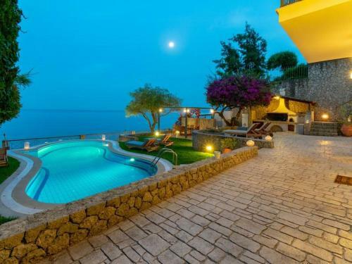 Luxury Holiday Home In Korfu With Private Swimming Pool