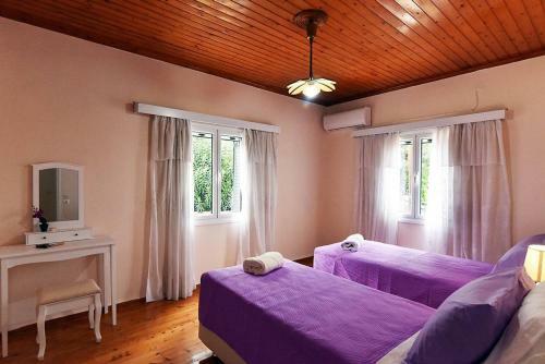 Karmela's Cottage By Corfuescapes