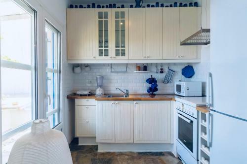 Mykonos Le Grand Bleu Beachfront Suite