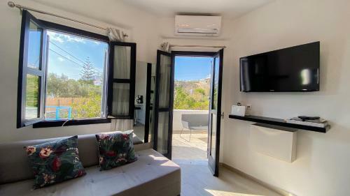 Beautiful Apartment In Platis Gialos