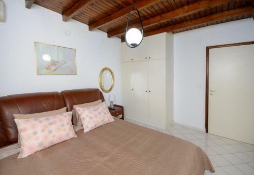 Apartamento Ellis Holidays Home