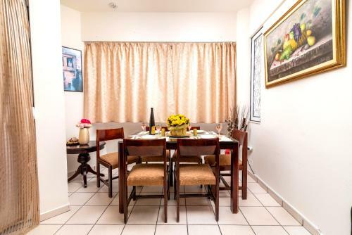 Vasilios Sea View Apartments