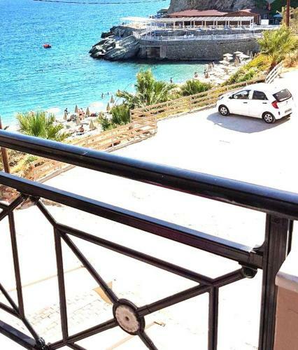 Vasilios Sea View Apartments