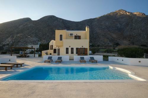 Private Villa Evgenia With Swimming Pool