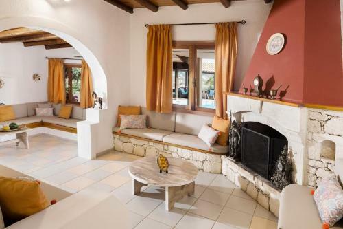 White Sand Villa. Spacious Villa With Prive Pool.