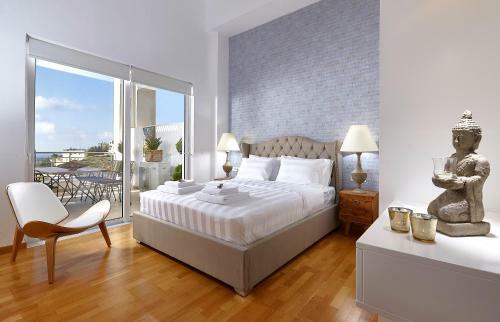 Spacious Mint Luxury Villa Access To Private Beach