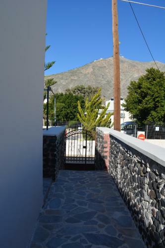 Apartamento Anezinas Place