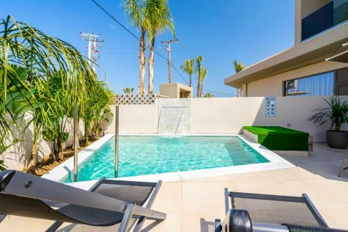 Hotel Pathos Seaside Suites