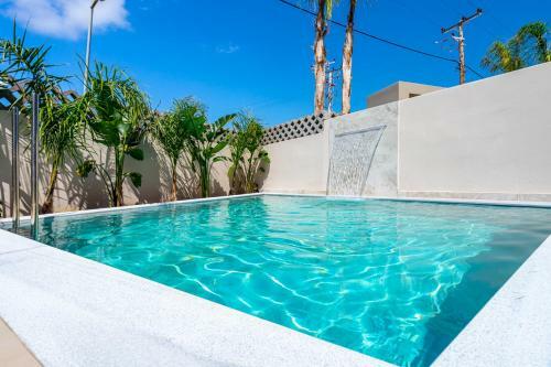 Hotel Pathos Seaside Suites