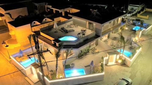 Hotel Pathos Seaside Suites