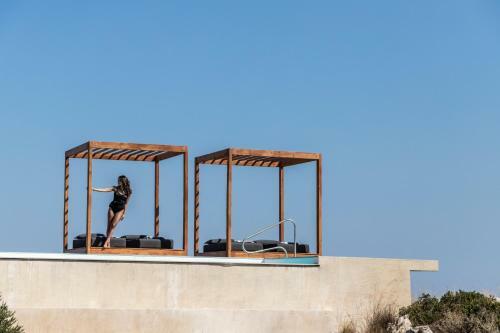 Noura Villa, A Pristine Luxurious Seaview Sanctuary
