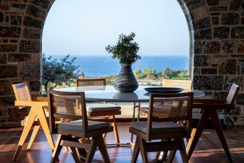 Noura Villa, A Pristine Luxurious Seaview Sanctuary