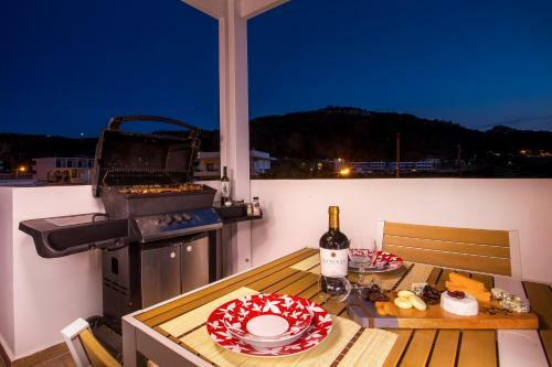 Euphoria Luxury Apartment