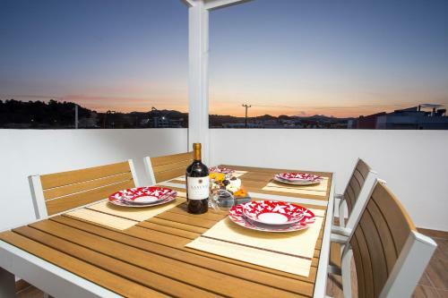Euphoria Luxury Apartment