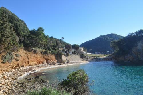 Beach Villa Ampelaki - Ampelaki Beach, Paleokastritsa, Corfu