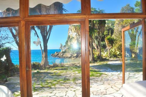 Beach Villa Ampelaki - Ampelaki Beach, Paleokastritsa, Corfu