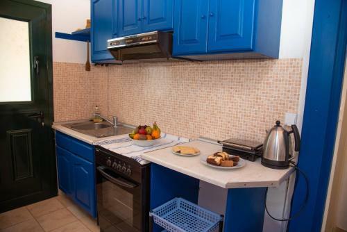 Aliki Apartments