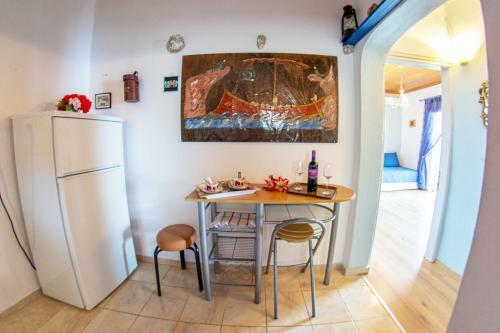 Aliki Apartments