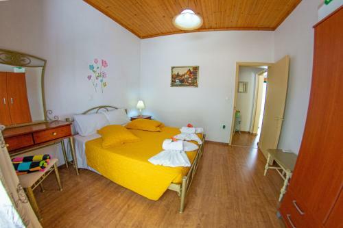 Aliki Apartments
