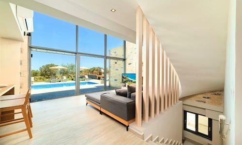 Moonlights Villas Heated Pool