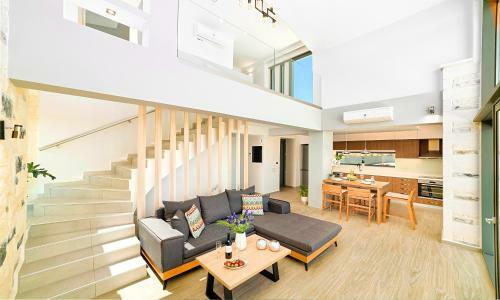 Moonlights Villas Heated Pool