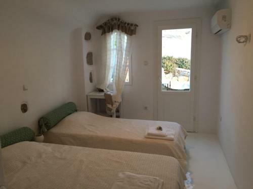 Villa Waves