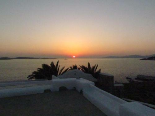 Villa Waves