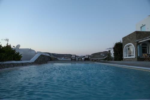 Villa Waves