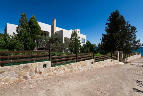 Emerald Dawn Villa