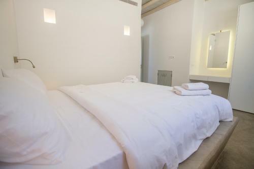 Anarina Villas & Suites Mykonos Elia Beach
