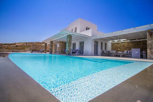 Anarina Villas & Suites Mykonos Elia Beach