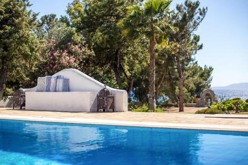 Blue Sapphire Villa