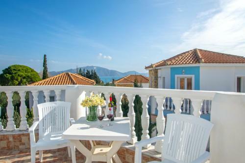 Agios Sostis Village Apartments