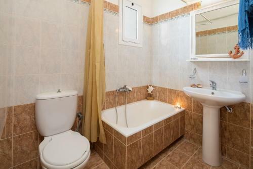 4 Rooms