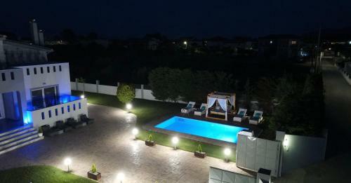 Muthee Luxurious Private Villa