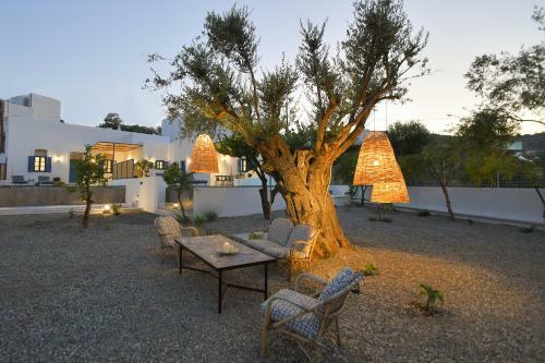 Villa Kalathos Square Luxury Suites