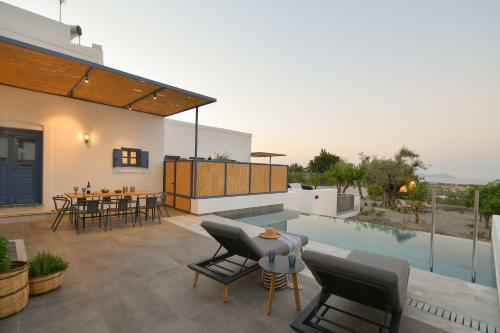 Villa Kalathos Square Luxury Suites