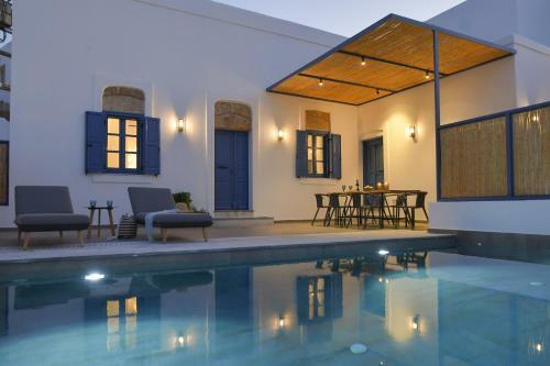 Villa Kalathos Square Luxury Suites