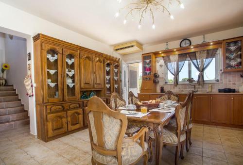 Villa Laylande House