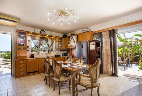Villa Laylande House