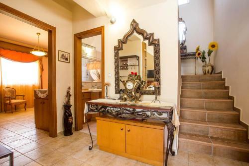Villa Laylande House
