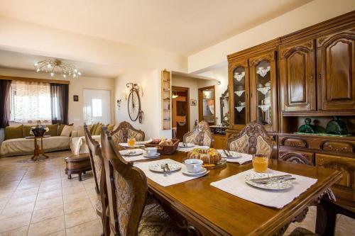 Villa Laylande House