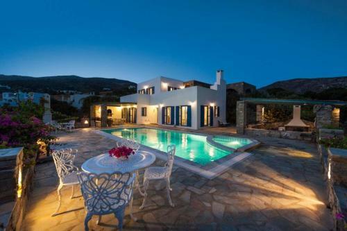 Villa Pure White