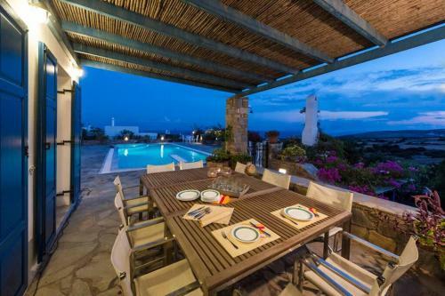 Villa Pure White