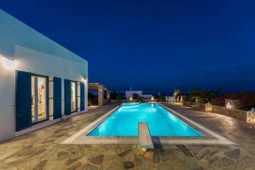 Villa Pure White