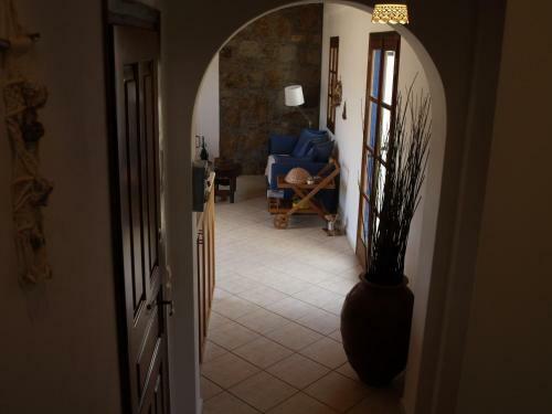 Ornos Seaside Blue Villas
